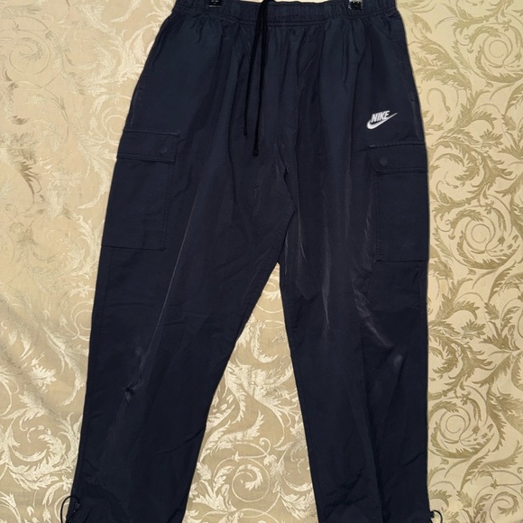 Nike Men's Dark Cargo Pants - Picture 1 of 6